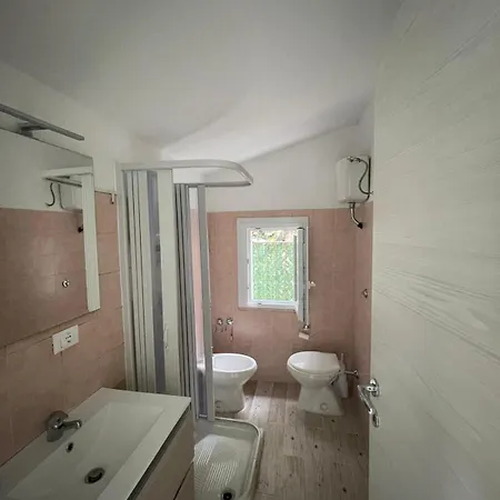 With Garden Perla Neroniana Anzio